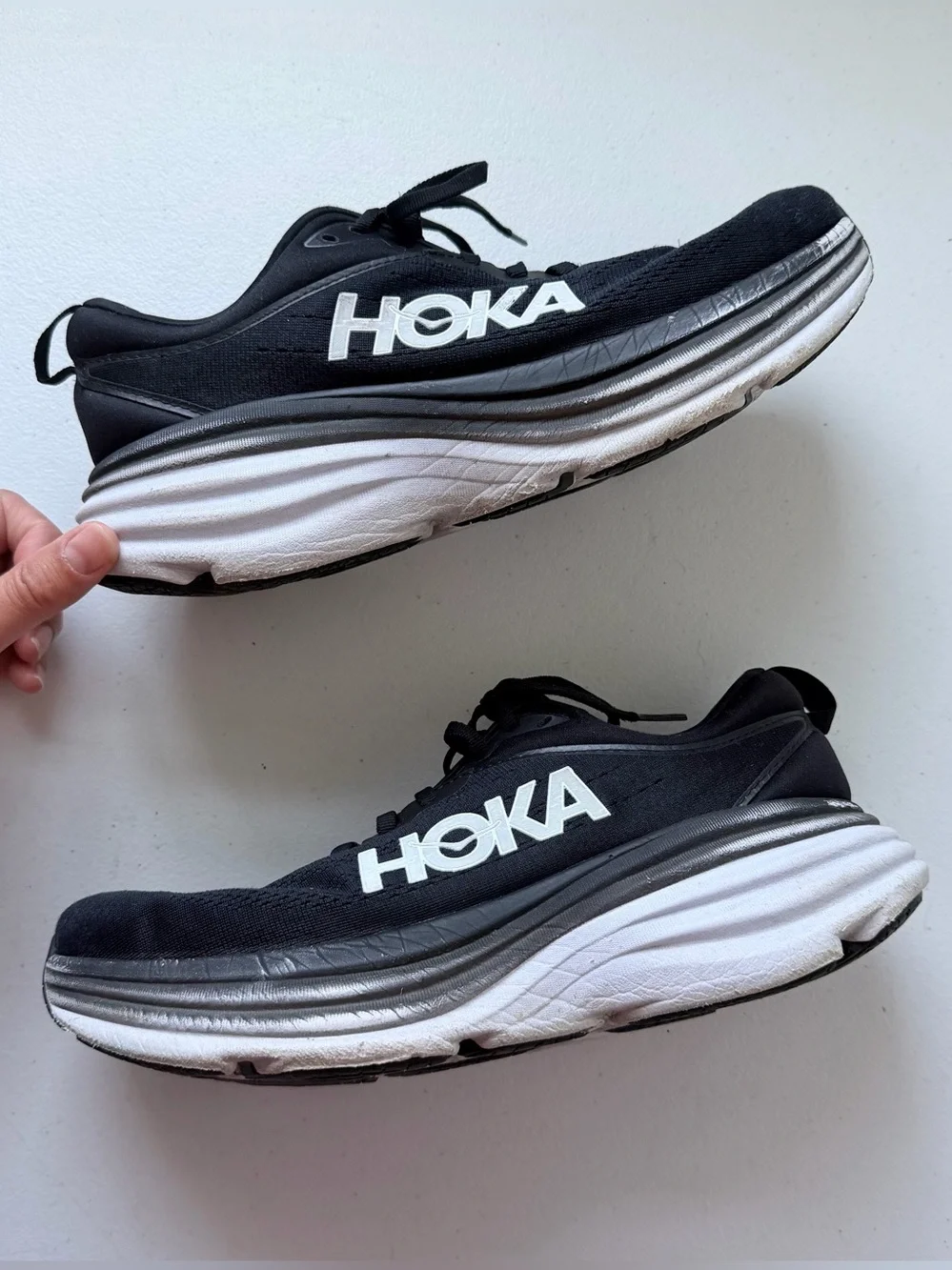 Hoka One One Bondi 8 Womens 10.5D Wide Black White Shoes 1127954 BWHT